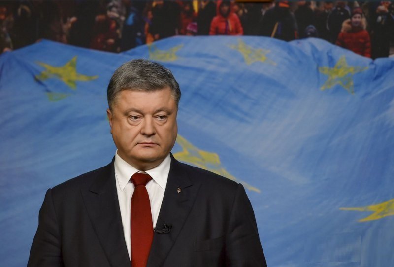 Порошенко назвал "абсолютно уникальной" атмосферу на саммите Украина-ЕС