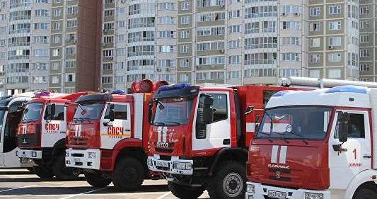 Пожарным и «скорой помощи» разрешат таранить неправильно припаркованные машины