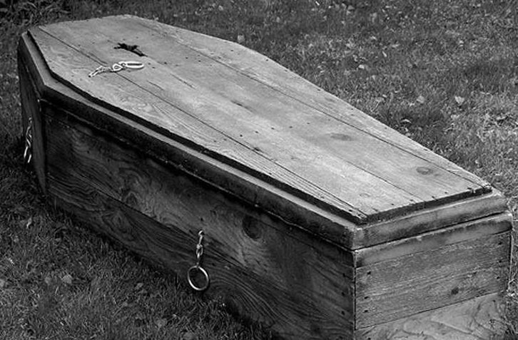 Военкомат на Днепропетровщине отказался выделять гроб для похорон «Шайтана»