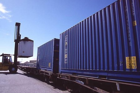 Как происходит организация контейнерных перевозок