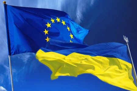 Еврокомиссия обвинила Украину в коррупции и грозится отменить безвиз