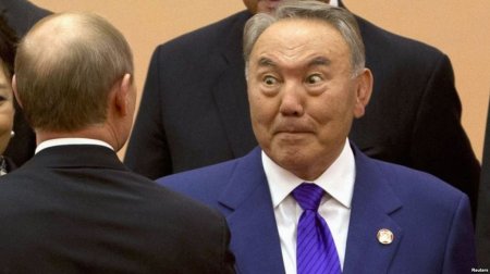 Назарбаев поздравил Пашиняна