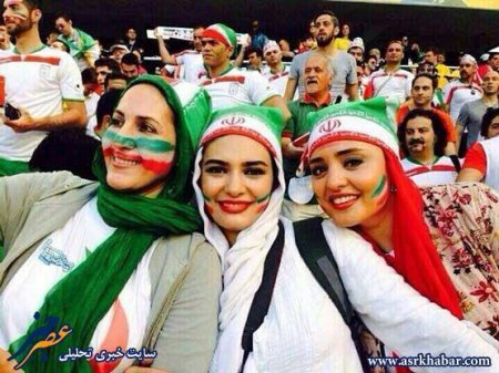 Впервые за 40 лет иранских женщин пустили на футбол
