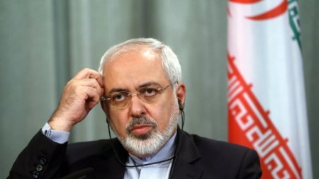 Иран решил остаться в сделке по атому, подтвердил Зариф