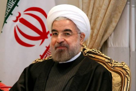 Хасан Роухани призвал Эммануэля Макрона активнее действовать для сохранения ядерной сделки