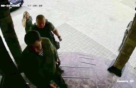 В сети появилось фото Захарченко за минуты до смерти