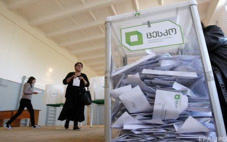 Выборы в Грузии — лидируют два кандидата