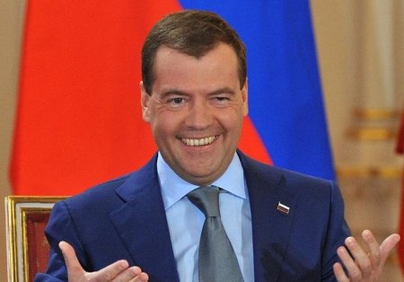 Медведев заявил о шансах на улучшение взаимодействия Москвы и Киева 